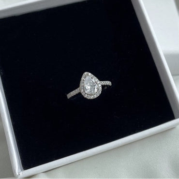 1 CT PAISLEE PEAR RING